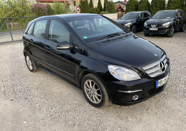 Mercedes-Benz Klasa B cena 25900 przebieg: 209000, rok produkcji 2011 z Kowal małe 436